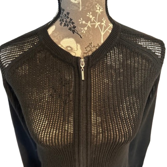 Mossimo Women's XS Black Knit Cropped Zip Up Long Sleeves Sweater Cardigan Top - Picture 3 of 16